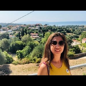 Meet your Posher, Sheila